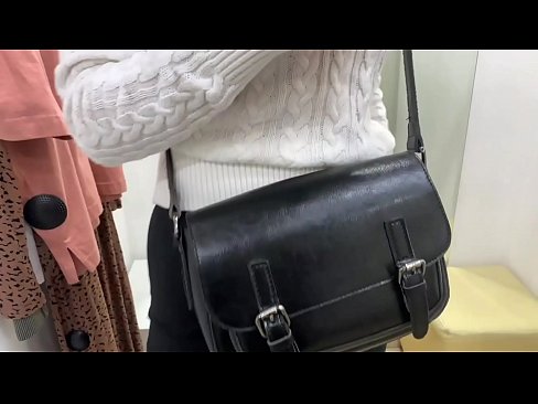 ❤️ Публічна мастурбація молодої сучки FeralBerry фалоімітатором у примірочній ❤️ Просто порно на порно uk.xxxdesichudai.ru ❌️❤